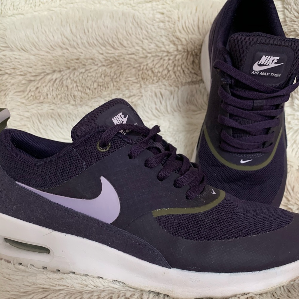 Air Max Thea